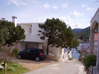 Apartments by the sea Cove Pokrivenik, Hvar - 18955 - Zastražišće - 9