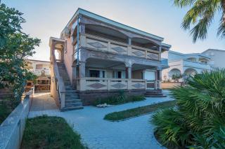 Apartments by the sea Vir - Kozjak, Vir - 19117 - 9