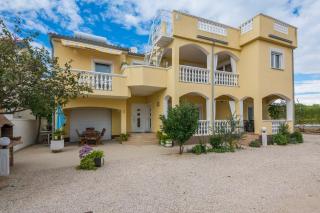 Apartments with a parking space Vir - 19126 - Vir - 9