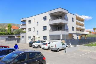 Apartments with parking space Trogir - 19213 - 0