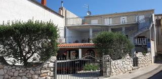 Apartments with parking space Novi Vinodolski - 18968 - 0