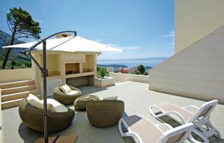Family friendly apartments with a swimming pool Makarska - 19147 - Makarska - 3