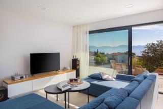 Seaside luxury villa with a swimming pool Zaostrog, Makarska - 19037 - Zaostrog - 1