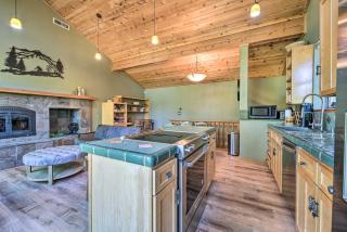 Hot Tub and Ski Shuttle Northstar Resort House - Truckee - 1