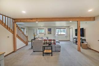 Upscale Bend Barn with Deck - Close to Trails! - Bend - 8