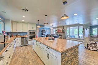 Peaceful Lebanon FarmhouseandRanch with Pool! - Lebanon - 2