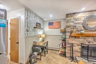 Main St Red River Ski Condo with Mountain View! - Red River - 7