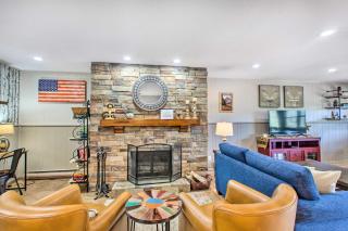 Main St Red River Ski Condo with Mountain View! - 6