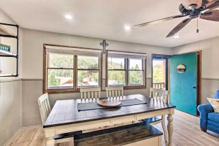 Main St Red River Ski Condo with Mountain View! - Red River - 3