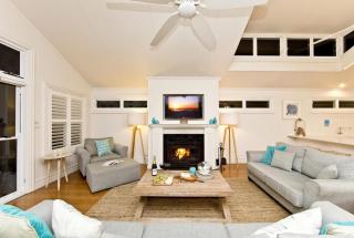 The Hamptons Beach House near Dutchie's walk to Nelson Bay - Nelson Bay - 8