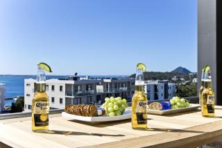 Penthouse Palace - Luxurious Harbourview Location - Nelson Bay - 5