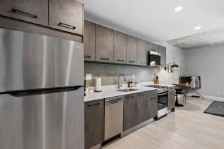 Pretty Rola 203 Deluxe Apartment with King Bed Close to Beach and Downtown - Fort Lauderdale - 5