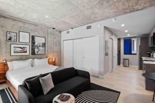 Pretty Rola 202 Modern Industrial Apt w King Bed - Fort Lauderdale - 3