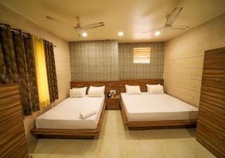 Hotel Sundaram 5 Minutes Distance from Dargah - 3