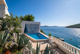Seaside family friendly house with a swimming pool Cove Ljubljeva, Trogir - 19258 - Vinišće - 4