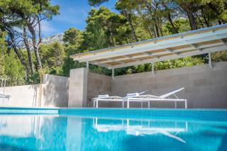 Apartments with a swimming pool Brela, Makarska - 19345 - Brela - 3