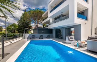 Family friendly apartments with a swimming pool Vantacici, Krk - 19303 - Malinska - 0