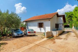 Family friendly house with a swimming pool Cove Gradina, Korcula - 19317 - Vela Luka - 1