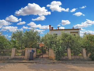 Apartments with parking space Valbandon, Fazana - 19685 - Fažana - 9