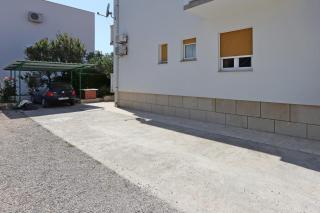 Apartments and rooms by the sea Banjol, Rab - 19692 - Rab - 1
