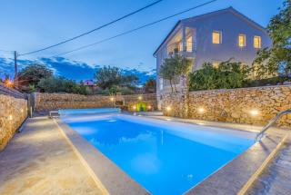 Family friendly house with a swimming pool Garica, Krk - 19507 - Kras - 0