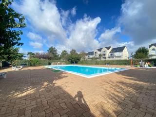 Appartement avec mezzanine, piscine et parking - proche plage et clubs sportifs à La Baule - FR-1-245-43 - Guérande - 9