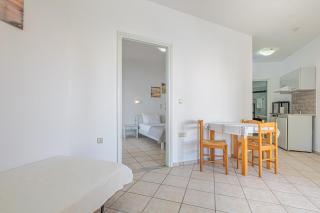 Marias Studios and Apartments - 8