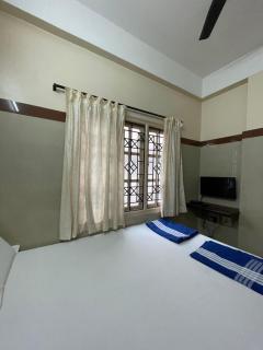 Golden Guest House - 1