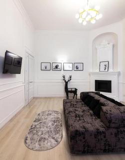 LEOGRAND Apartments on Lychakivska 3 - Lviv - 9