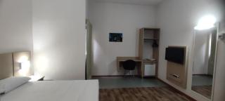 Italian Palace Hotel - 4