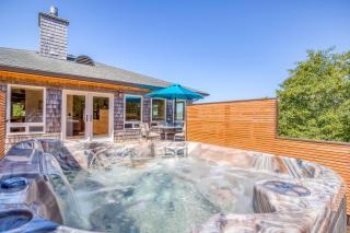 Pelican Crest - Meredith Lodging - 9