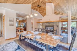 Pelican Crest - Meredith Lodging - 1