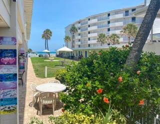 Ocean Court Beachfront Hotel - Daytona Beach - 4
