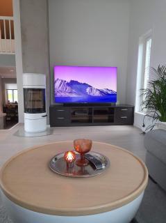 Modern 5 bedroom home, close to everything! - Kvaloysletta - 2