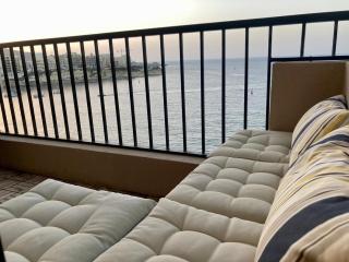 Beach front High End apartment, direct sea views. - Marsalforn - 3