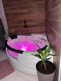 Pink House Apartments - 3