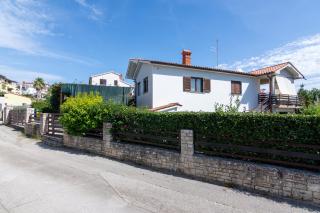 Apartment Pjescana Uvala 7349a - 9