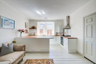 Stylish 1BD Seaside Flat North Berwick - 9