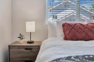 Downtown Paso: Sip N Sleepz 3 Bed/2.5 Bath - Paso Robles - 1