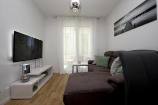 Apartments with WiFi Stobrec, Split - 19767 - 2