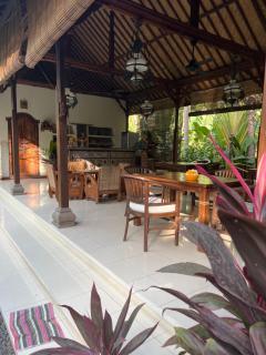 Rumah Kelapa Senang - Karangasem - 2
