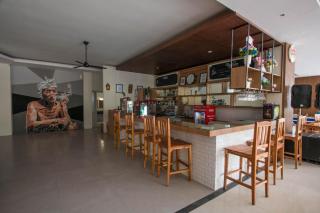 Central Inn Senggigi - Senggigi - 3