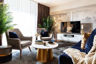 Qult - Monarch - Bucarest - 9