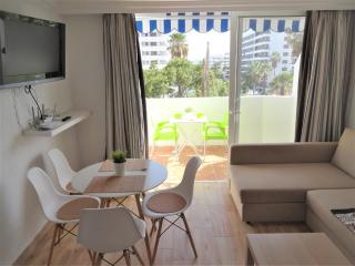 Amazing sunny apartment, free WIFI, international TV and VoD, center of Las Americas - Playa de las Americas - 3