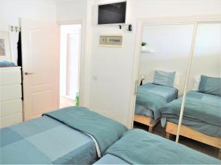 Amazing sunny apartment, free WIFI, international TV and VoD, center of Las Americas - Playa de las Americas - 4