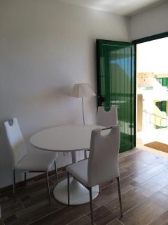 Neu renoviert! Charmantes und gemütliches Appartement mit Balkon und Meerblick - Costa de Antigua - 4