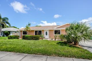 Mango House - Naples - 0