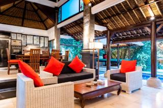 Villa Tunjung Batubelig Canggu - 0