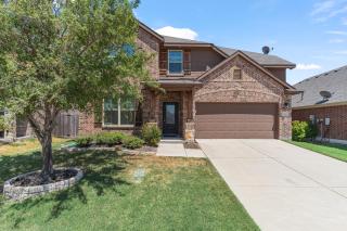 Cozy Home Away 20 Mins to Omni PGA Frisco! - Little Elm - 0