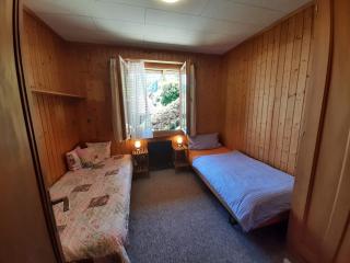 Cozy Chalet by Interlaken. Parking - 3